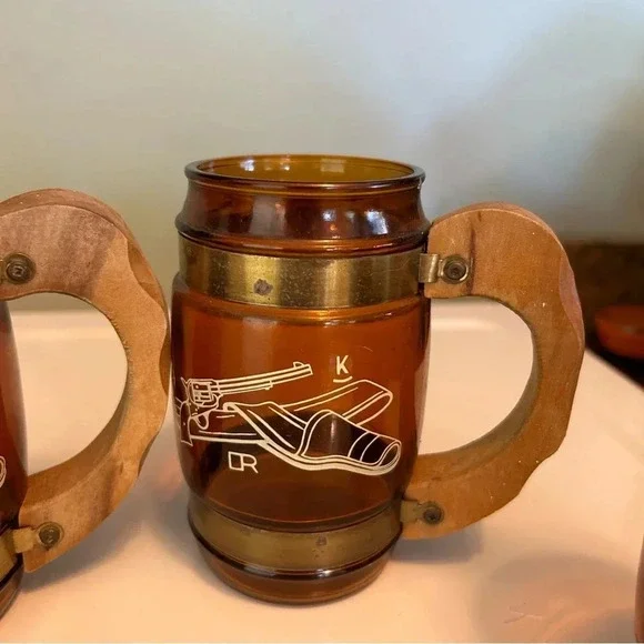 Vintage 1960s Siesta Ware Western Amber Mugs with Wooden Handles - Picture 6 of 8